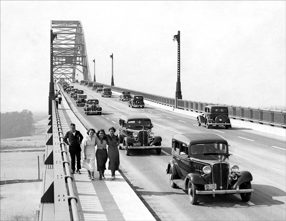 Bourne-Bridge-Opening-(Globe)W.jpg